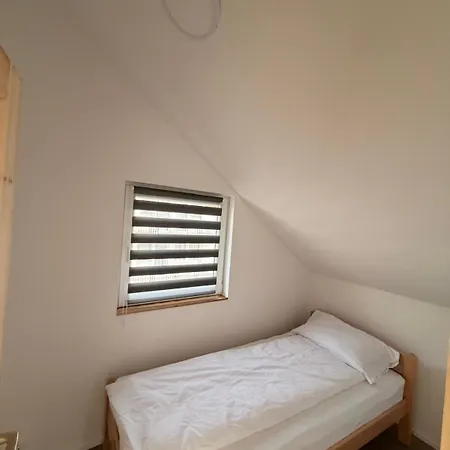 Vakantiehuis Vikendica 3